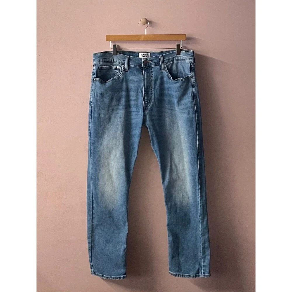 Denizen from Levi’s Men’s Slim Straight Medium Wash Jeans Size 38 x 30